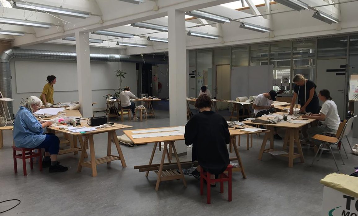 participants from the linen project community